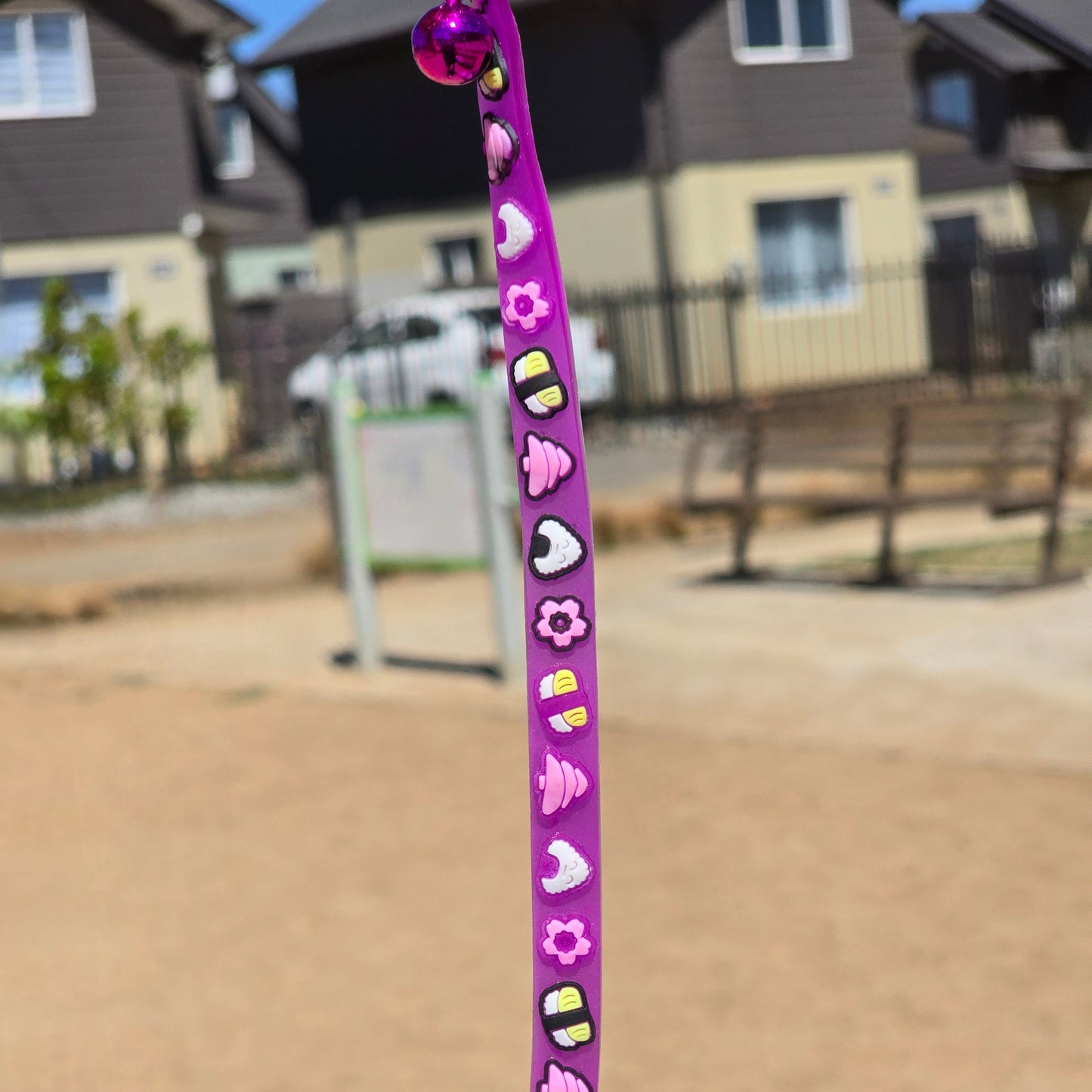 Collar de silicona para Mascotas - Diseño Floreado.
